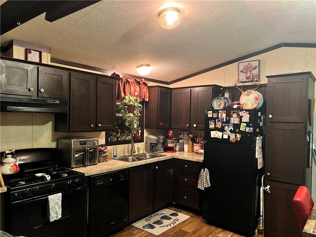 2 Forest Edge Drive, Batavia, NY 14020