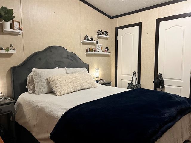 2 Forest Edge Drive, Batavia, NY 14020