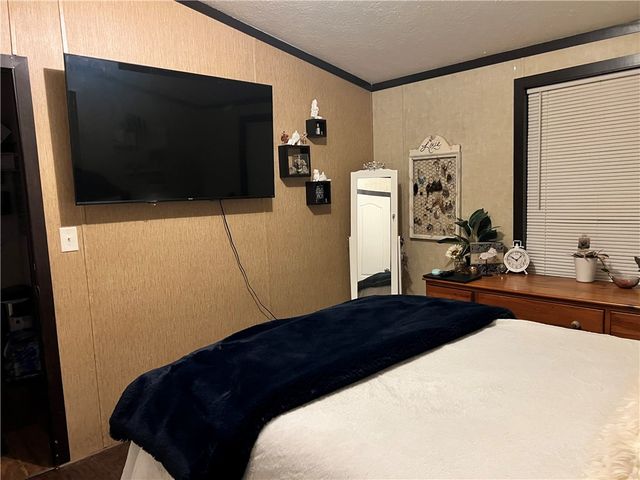 2 Forest Edge Drive, Batavia, NY 14020