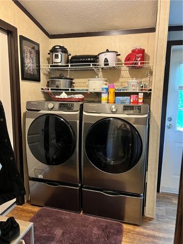 2 Forest Edge Drive, Batavia, NY 14020