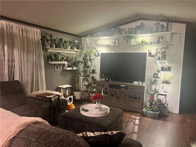 2 Forest Edge Drive, Batavia, NY 14020