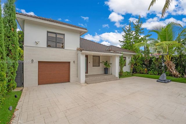 6235 Alton Rd, Miami Beach, FL 33140