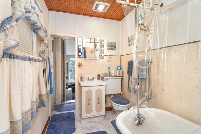 146 S 31st Street, Newark, OH 43055