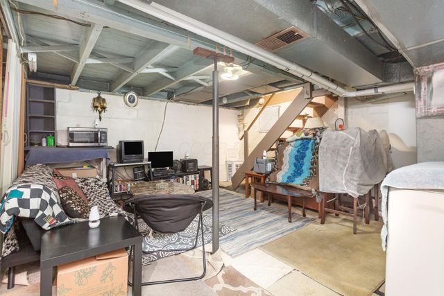 146 S 31st Street, Newark, OH 43055