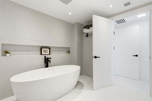 3101 S Ocean Dr 2601, Hollywood, FL 33019