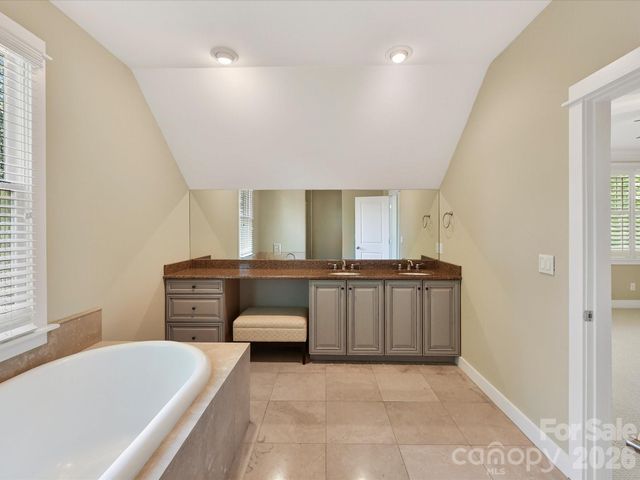 514 Magnolia Avenue, Charlotte, NC 28203