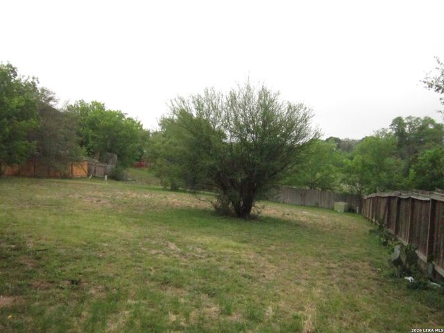 21011 La Pena, San Antonio, TX 78258