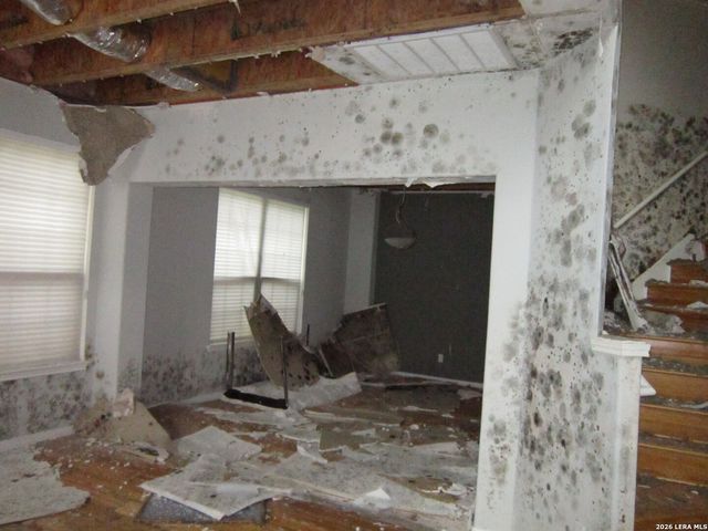 21011 La Pena, San Antonio, TX 78258