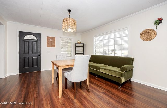 206 Crawford Street, Biloxi, MS 39530