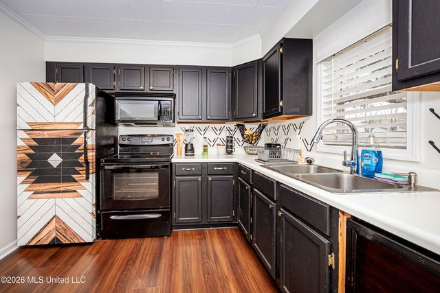 206 Crawford Street, Biloxi, MS 39530