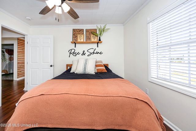 206 Crawford Street, Biloxi, MS 39530