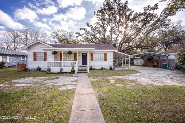 206 Crawford Street, Biloxi, MS 39530