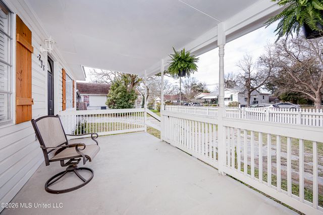 206 Crawford Street, Biloxi, MS 39530