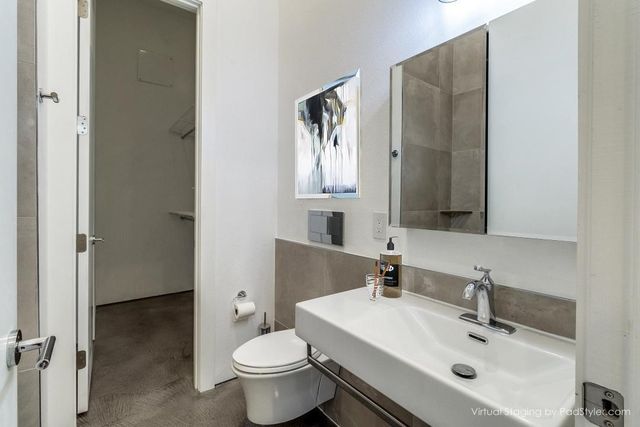 30 Vanguard Way, Dallas, TX 75243