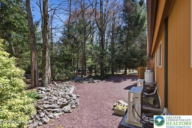 12 Birch Street, Kidder Twp, PA 18624