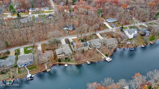 129 Shore Lane, Crossville, TN 38558