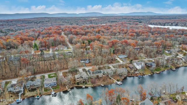 129 Shore Lane, Crossville, TN 38558