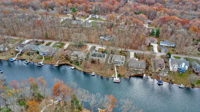 129 Shore Lane, Crossville, TN 38558