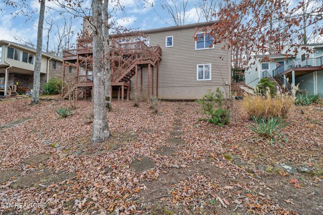 129 Shore Lane, Crossville, TN 38558