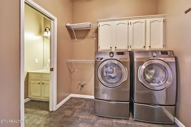 129 Shore Lane, Crossville, TN 38558