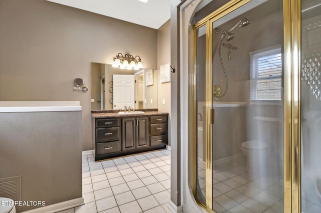 129 Shore Lane, Crossville, TN 38558