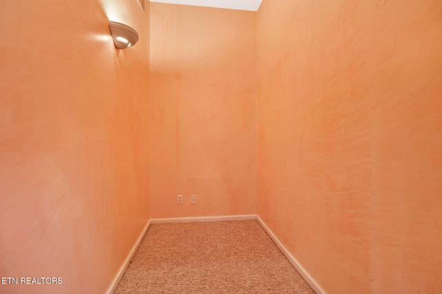 129 Shore Lane, Crossville, TN 38558