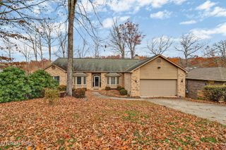129 Shore Lane, Crossville, TN 38558