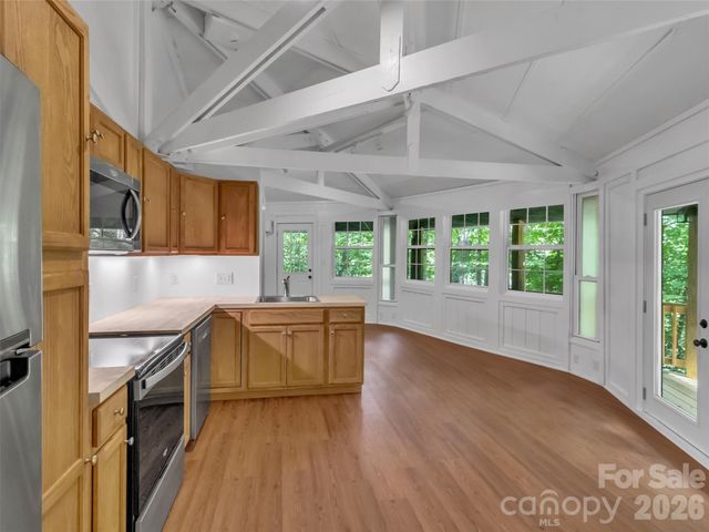 475 Mountain Forest Estate, Sylva, NC 28779