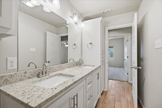 5003 Prospect Avenue, Lubbock, TX 79407