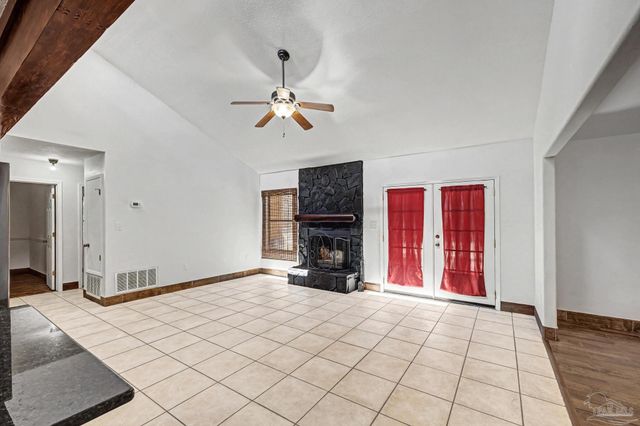 101 Thurston Pl, Crestview, FL 32536