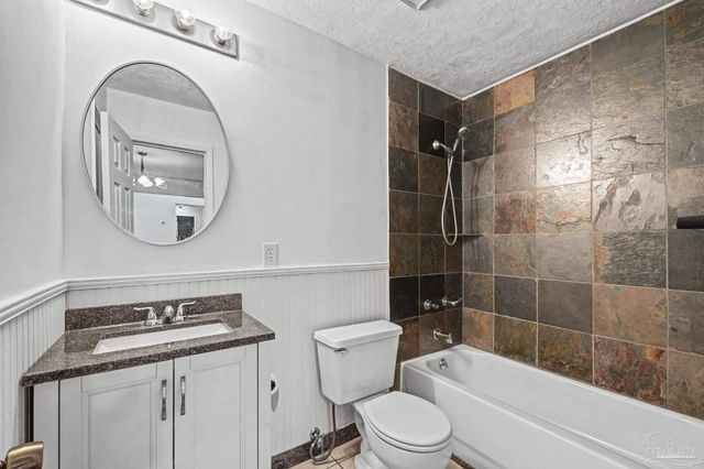 101 Thurston Pl, Crestview, FL 32536