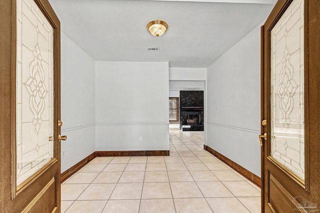 101 Thurston Pl, Crestview, FL 32536