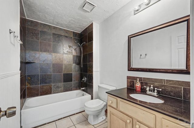 101 Thurston Pl, Crestview, FL 32536