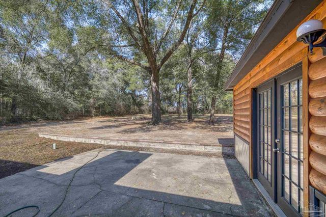 101 Thurston Pl, Crestview, FL 32536