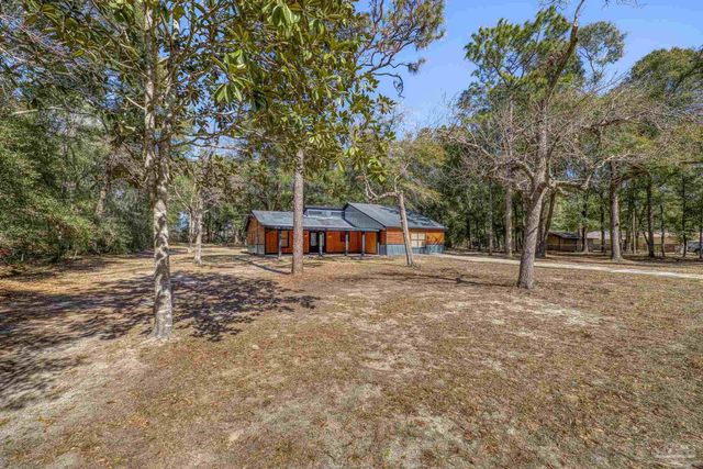 101 Thurston Pl, Crestview, FL 32536