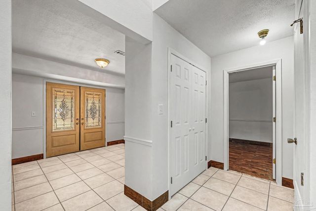 101 Thurston Pl, Crestview, FL 32536