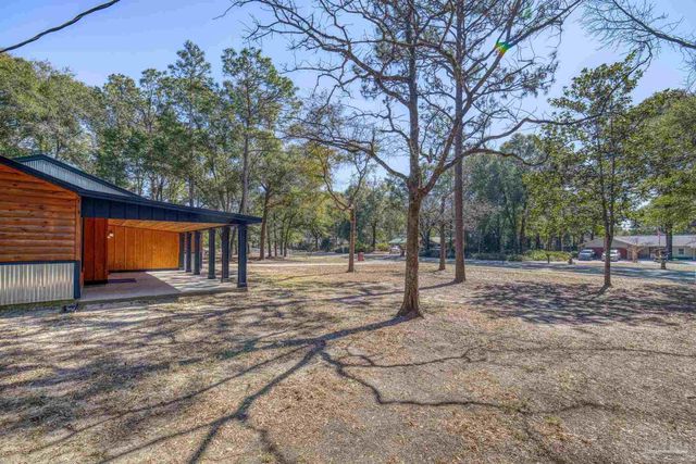 101 Thurston Pl, Crestview, FL 32536