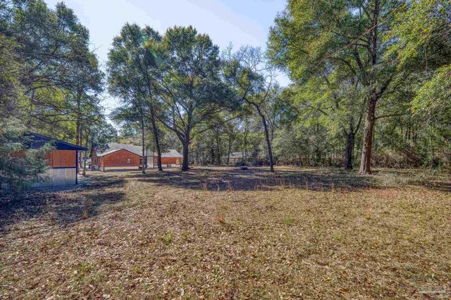 101 Thurston Pl, Crestview, FL 32536