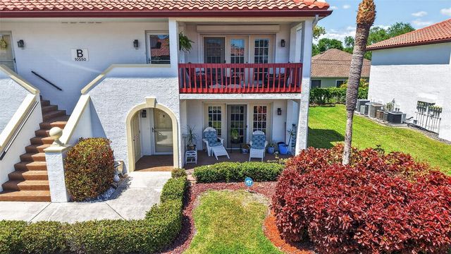 10550 VILLAGE DRIVE 104, Seminole, FL 33772