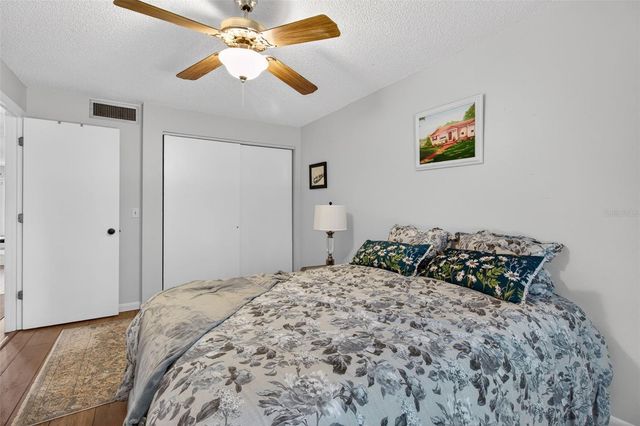 10550 VILLAGE DRIVE 104, Seminole, FL 33772