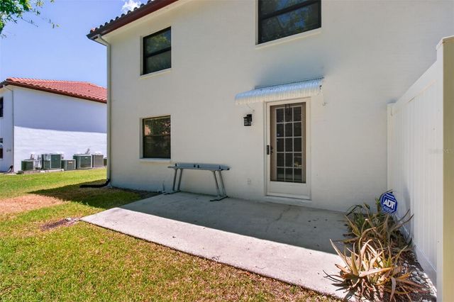 10550 VILLAGE DRIVE 104, Seminole, FL 33772