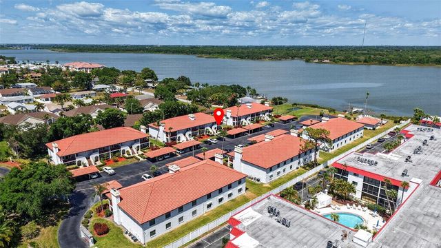 10550 VILLAGE DRIVE 104, Seminole, FL 33772