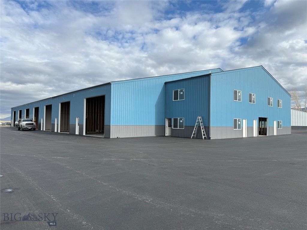 2980 S Alaska Road E7 and E8, Belgrade, MT 59714