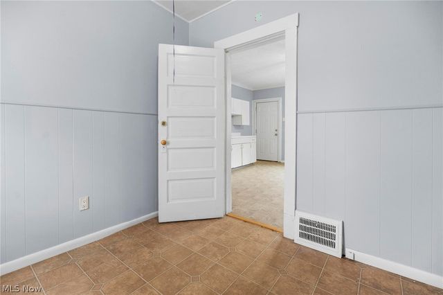 6714 Worley Avenue, Cleveland, OH 44105