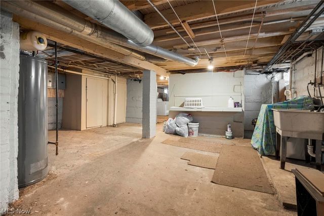 6714 Worley Avenue, Cleveland, OH 44105