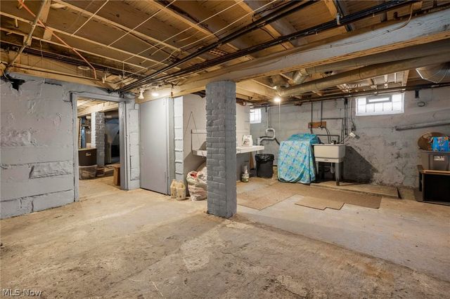 6714 Worley Avenue, Cleveland, OH 44105