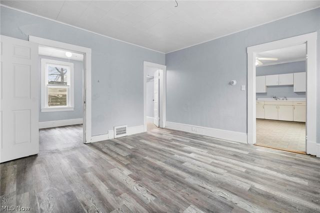 6714 Worley Avenue, Cleveland, OH 44105