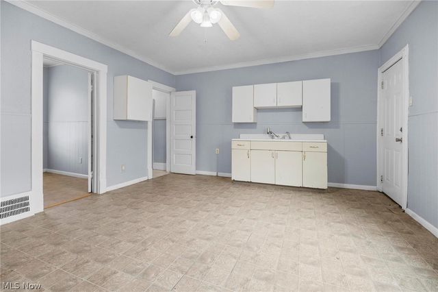 6714 Worley Avenue, Cleveland, OH 44105