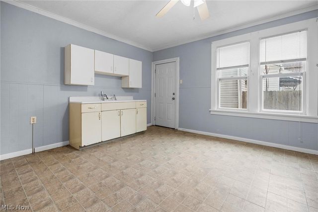 6714 Worley Avenue, Cleveland, OH 44105