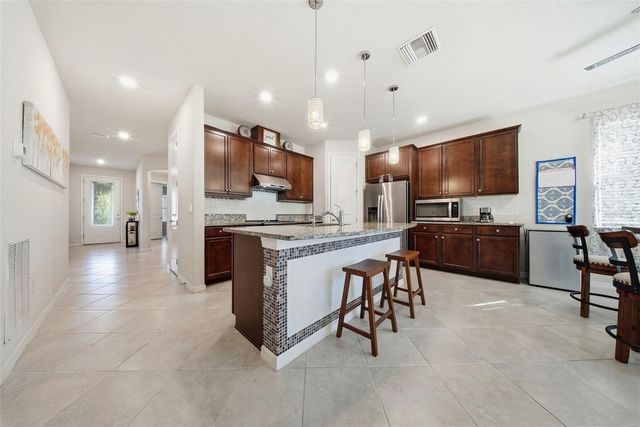 18930 WILLOWMORE CEDAR DRIVE, Lutz, FL 33558